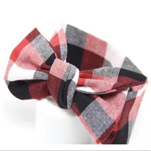 Baby knotted headband